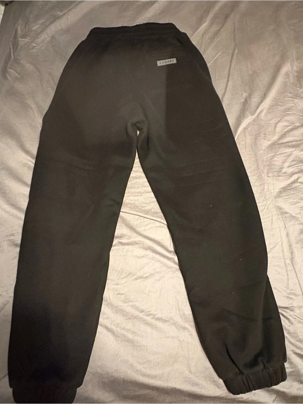 Comfrt Travel Essentials sweats in Black - Picture 4 of 4